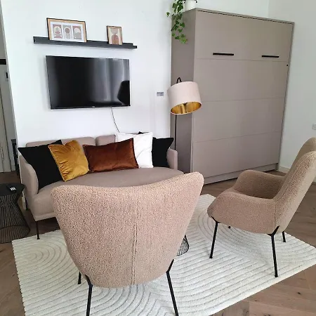 Elegant In The Heart Of