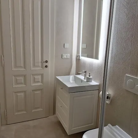 Apartamento Elegant In The Heart Of *